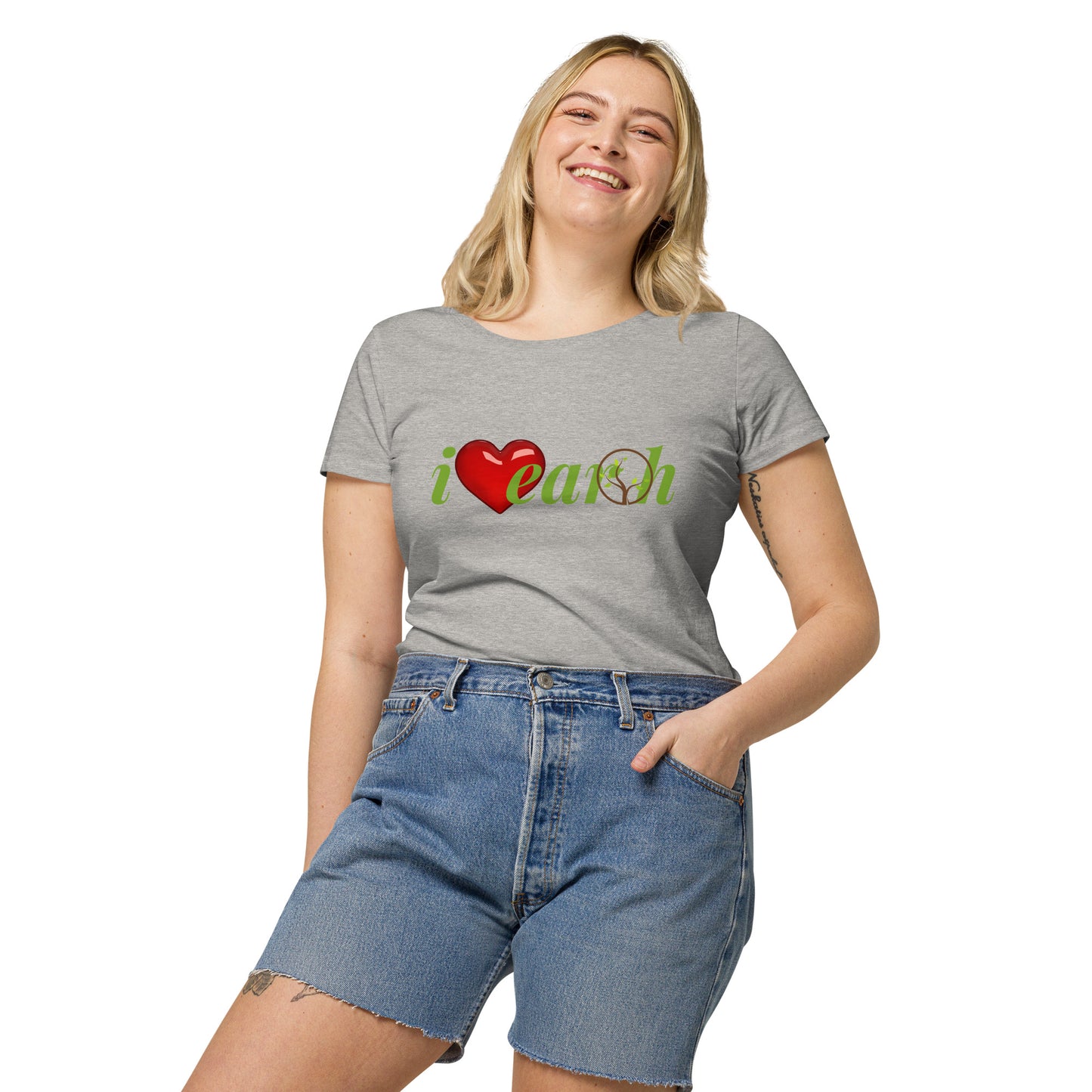 Women’s 100% organic t-shirt (i love earth)