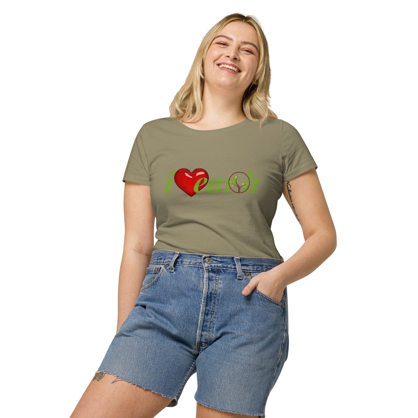 Women’s 100% organic t-shirt (i love earth)